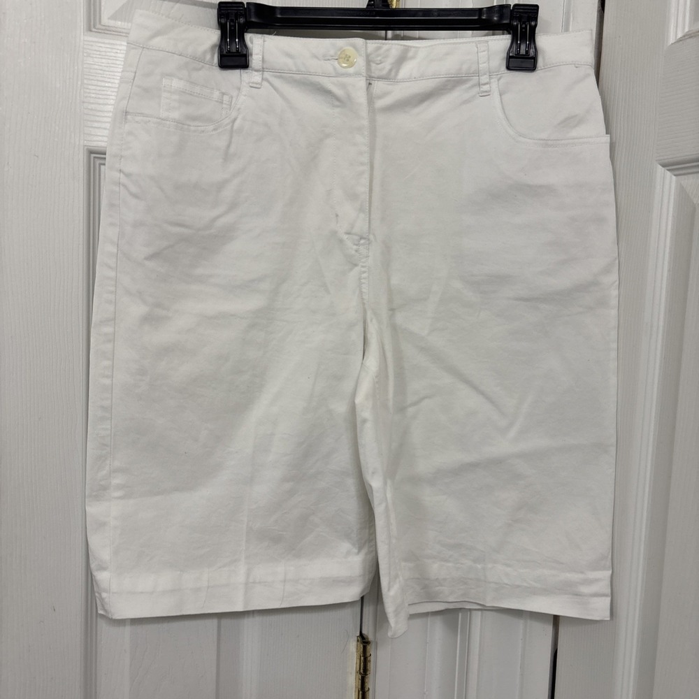 Coldwater Creek Bermuda Shorts Women 12 White Shape Me Stretch Cotton Twill 10in